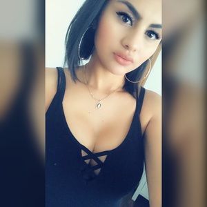 Meet your Posher, Ana